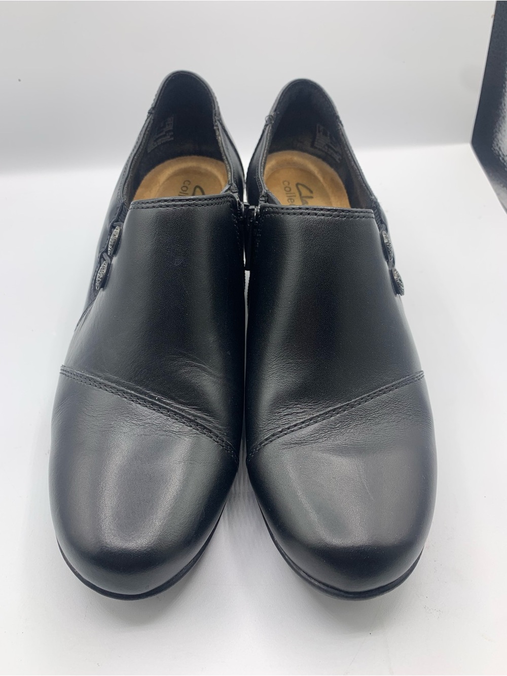 Clarks Women’s Black Leather Low Block Heel Comfort Ankle Boots Size 8 Wide